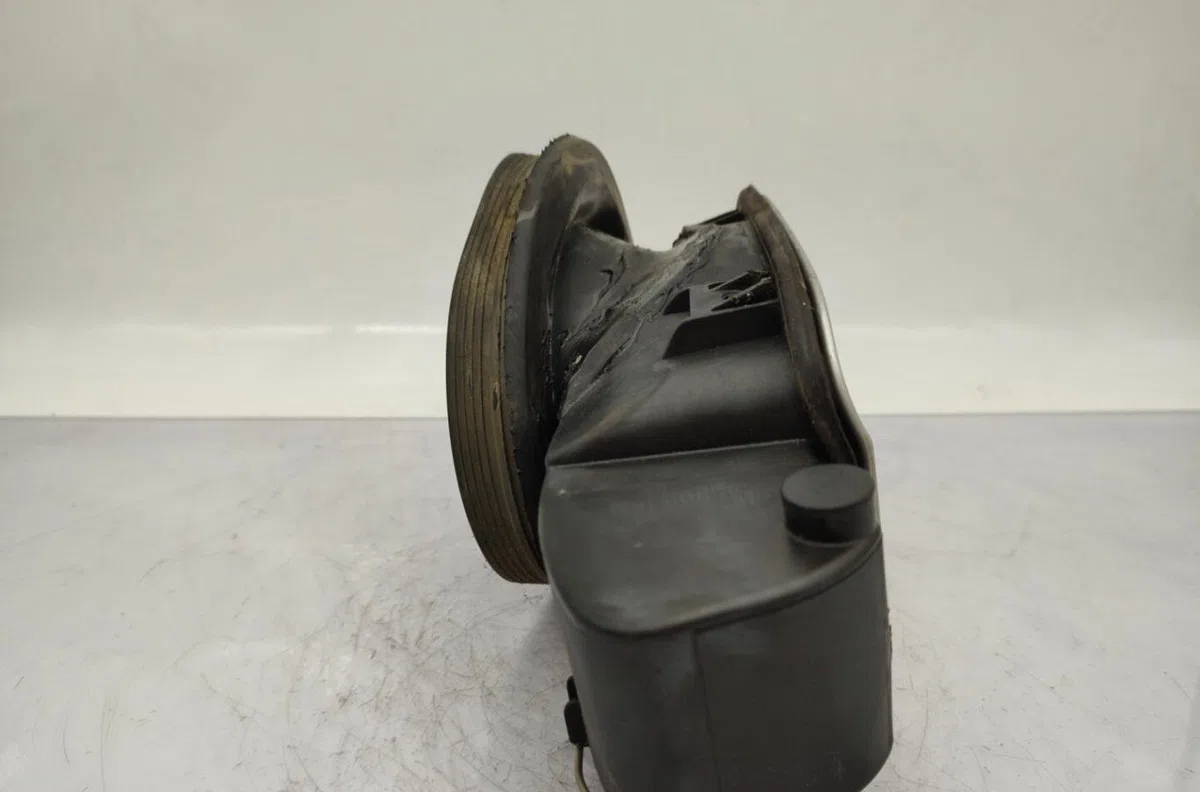 Volet de trappe carburant BMW SERIE 3 E46 COMPACT PHASE 1 occasion