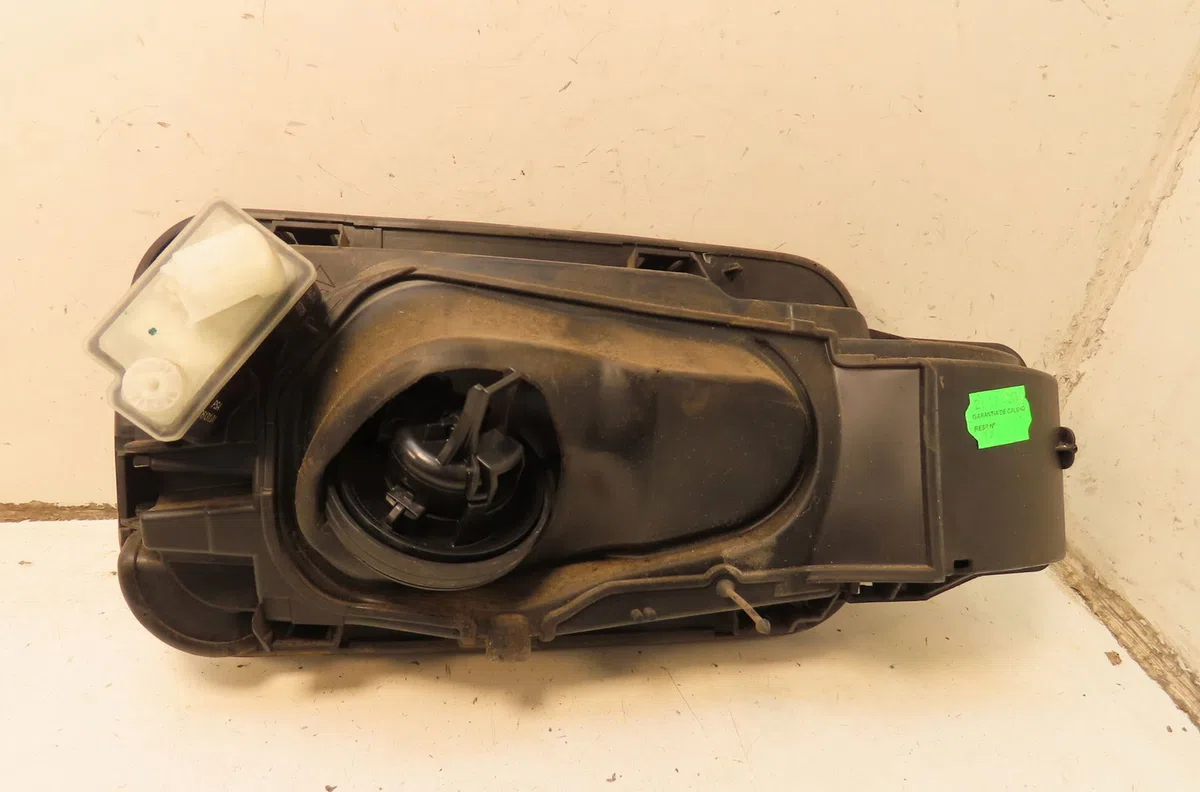 Volet de trappe carburant Citroën BERLINGO (ER_, EC_) 1.2 puretech 110 (2018) occasion