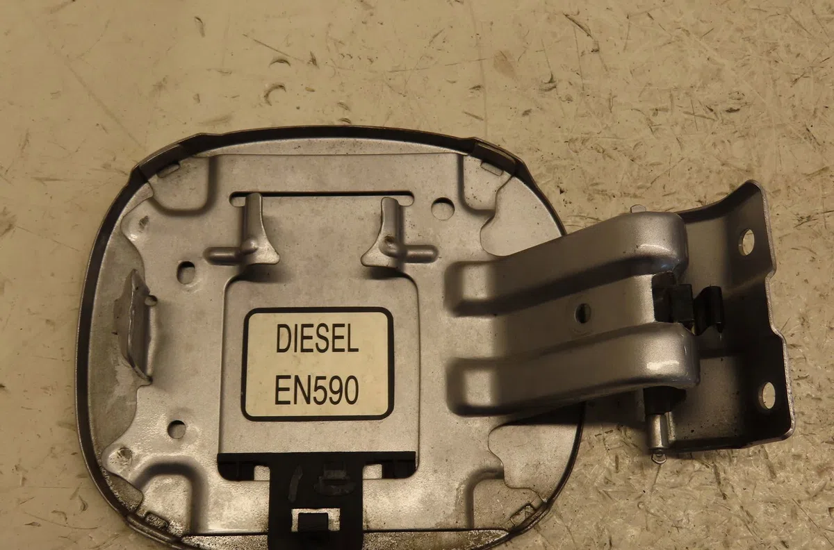 Volet de trappe carburant Citroen C-CROSSER (VU_, VV_) 2.2 hdi (2007-2012) 5 portes occasion