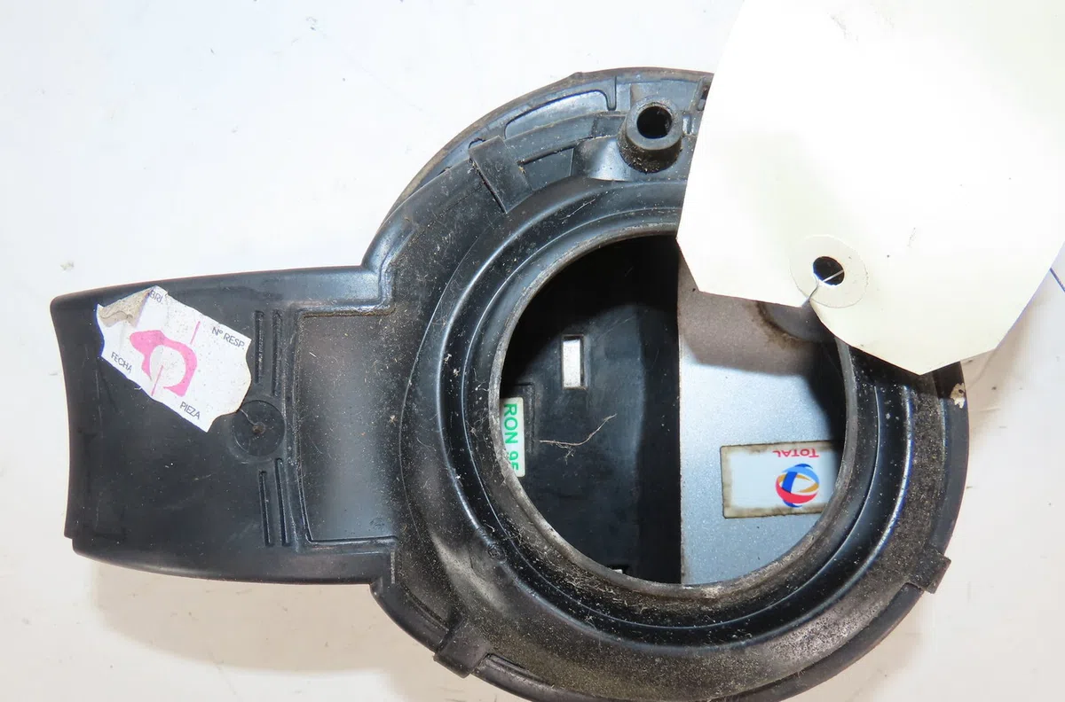 Volet de trappe carburant Citroën C3 II (SC_) 1.2 vti 82 (2012-2016) 5 portes occasion