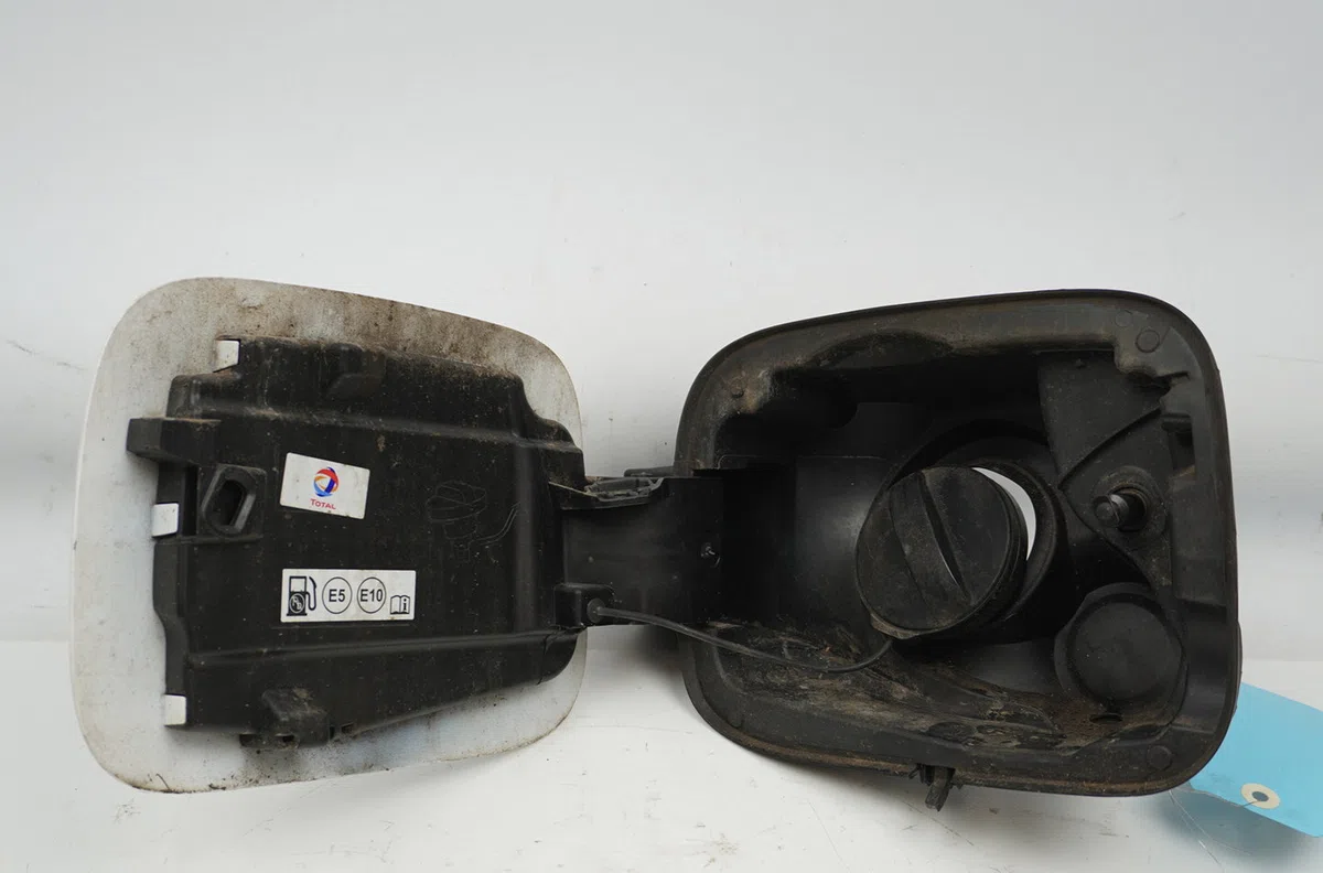 Volet de trappe carburant Citroën C3 III (SX) 1.2 puretech 82 (2018) 5 portes occasion