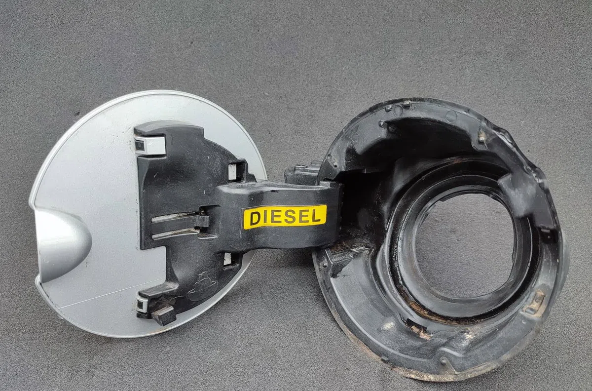 Volet de trappe carburant CITROEN C3 PICASSO PHASE 1 occasion