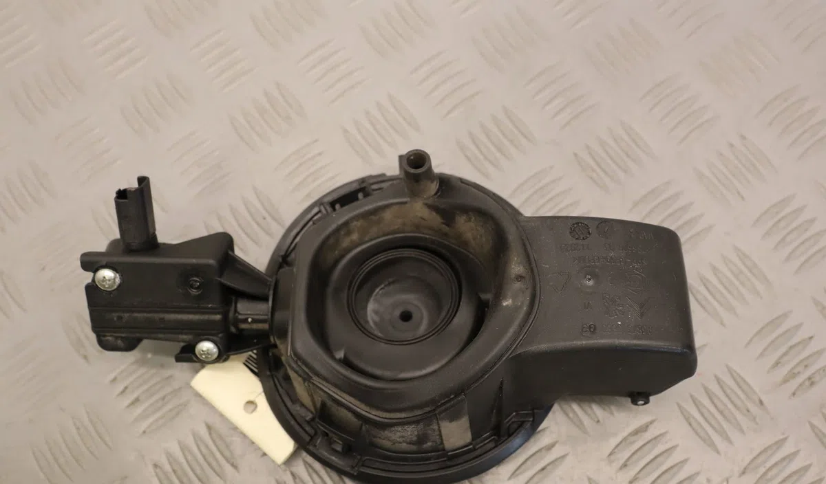 Volet de trappe carburant Citroen C4 II (NC_) 1.4 vti 95 (2009) occasion