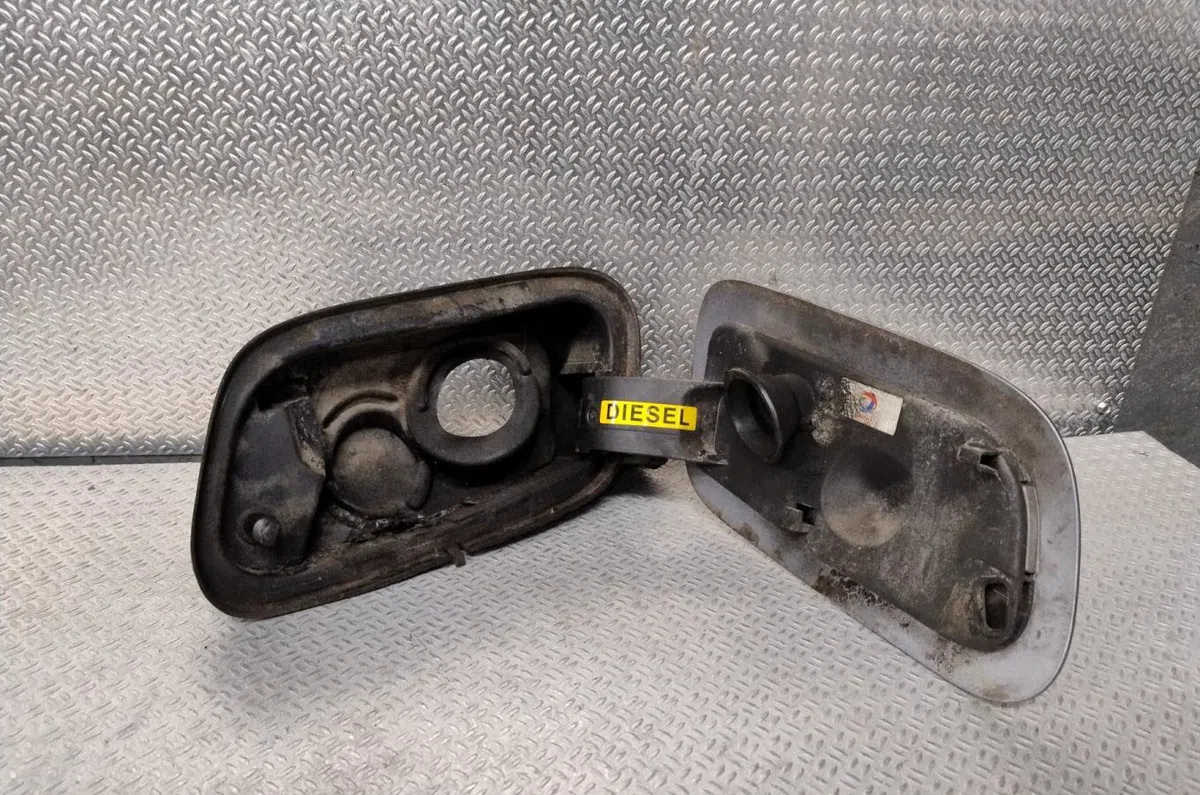 Volet de trappe carburant CITROEN C4 PICASSO 2  C4 PICASSO 2 PHASE 2 occasion