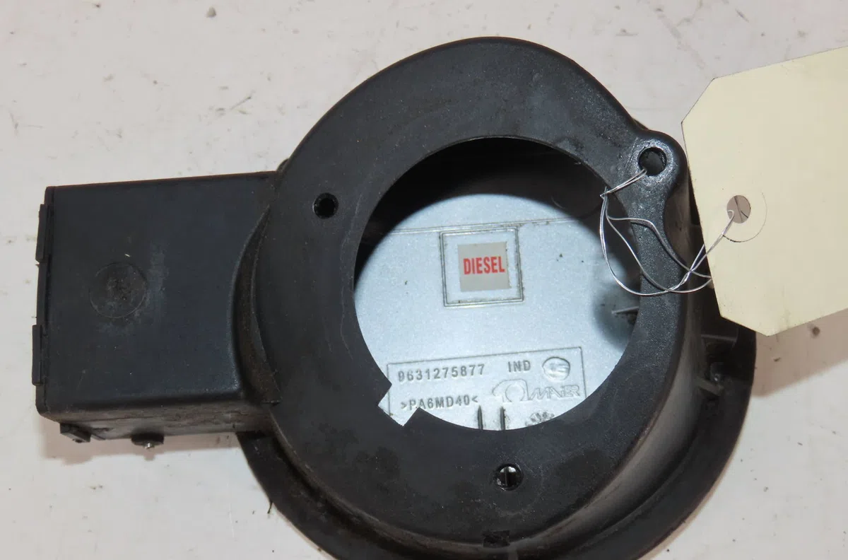 Volet de trappe carburant Citroen XSARA PICASSO (N68) 1.6 hdi (2004-2011) 5 portes occasion