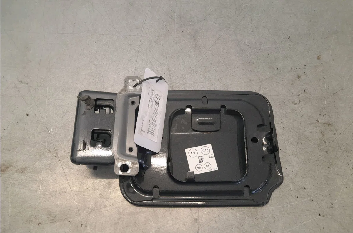 Volet de trappe carburant Dacia DUSTER (HM_) 1.3 tce 130 (hmmf) (2019) occasion