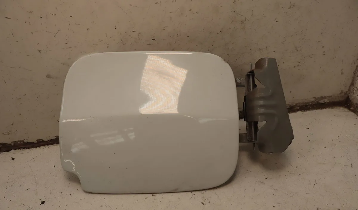 Volet de trappe carburant Dacia DUSTER (HS_) 1.5 dci (hsaj) (2010-2018) occasion