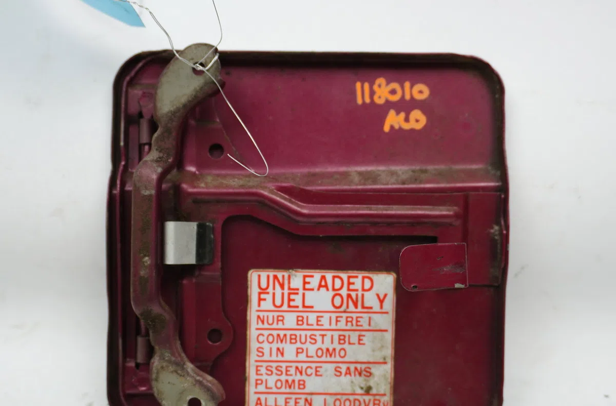 Volet de trappe carburant Daihatsu TERIOS (J1_) 1.3 4wd (j100) (1997-2000) 5 portes occasion
