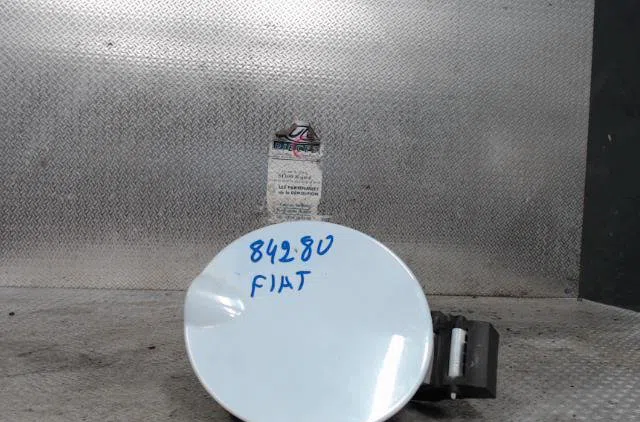 Volet de trappe carburant FIAT 500 2 PHASE 1 occasion