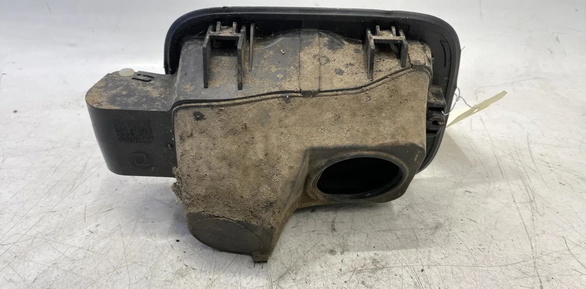 Volet de trappe carburant Fiat PANDA (312_, 319_) 0.9 4x4 (312pxr2b) (2014) occasion