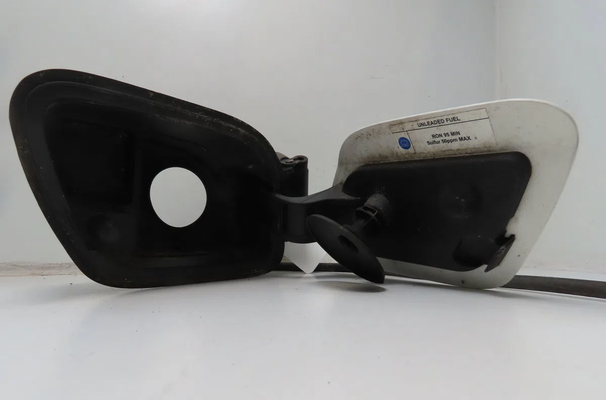 Volet de trappe carburant Fiat TIPO 3-5 portes (356_, 357_) 1.4 (356hxa1b) (2016-2020) occasion