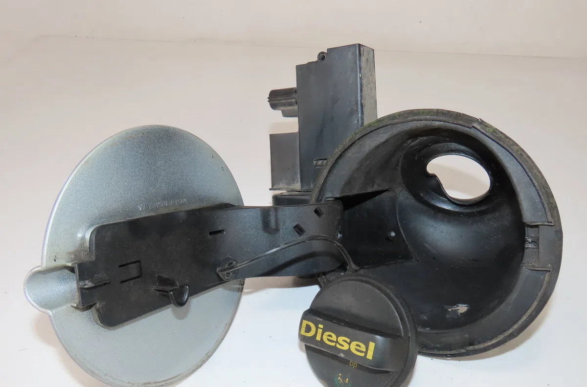 Volet de trappe carburant Ford FOCUS C-MAX (DM2) 1.8 tdci (2005-2007) 5 portes occasion
