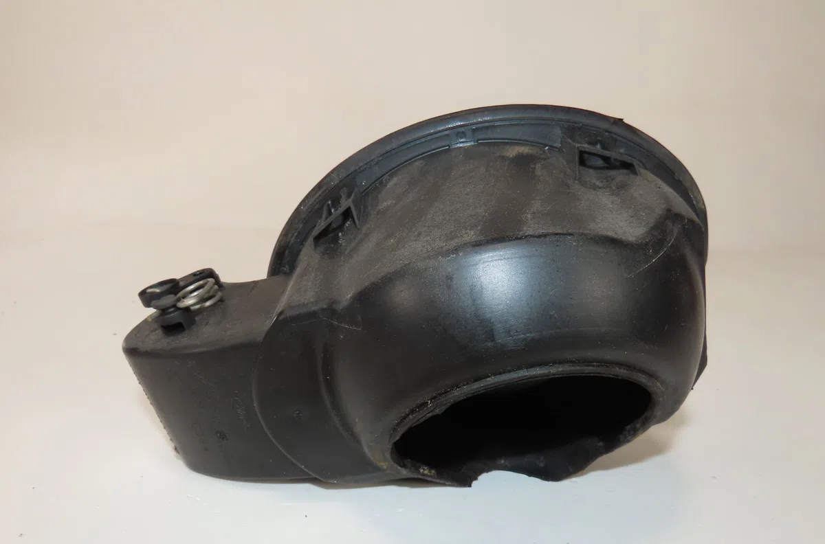 Volet de trappe carburant Ford KUGA I 2.0 tdci (2008-2012) 5 portes occasion