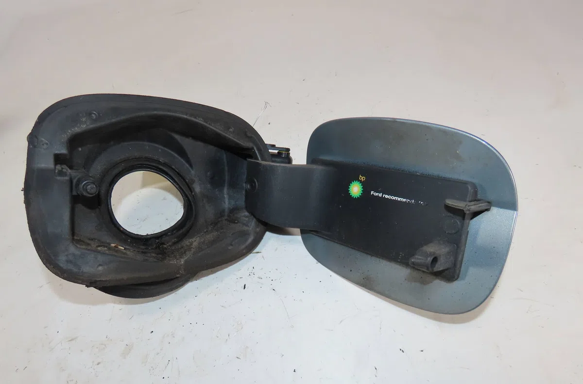 Volet de trappe carburant Ford MONDEO IV (BA7) 2.0 tdci (2007-2015) occasion