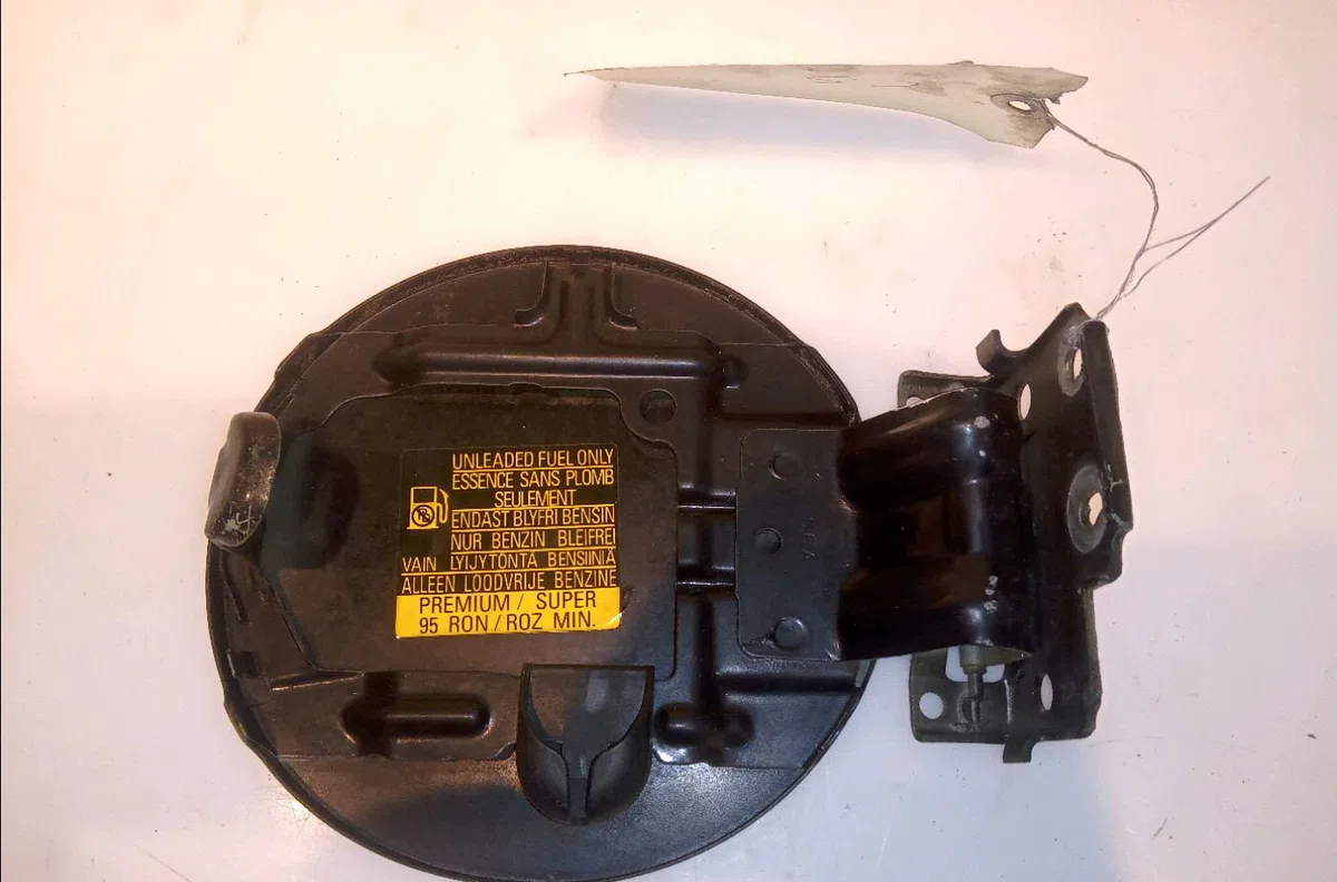 Volet de trappe carburant Honda CIVIC VII Hatchback (EU, EP, EV) 1.6 i (ep2, eu8, eu6) (2001-2005) occasion