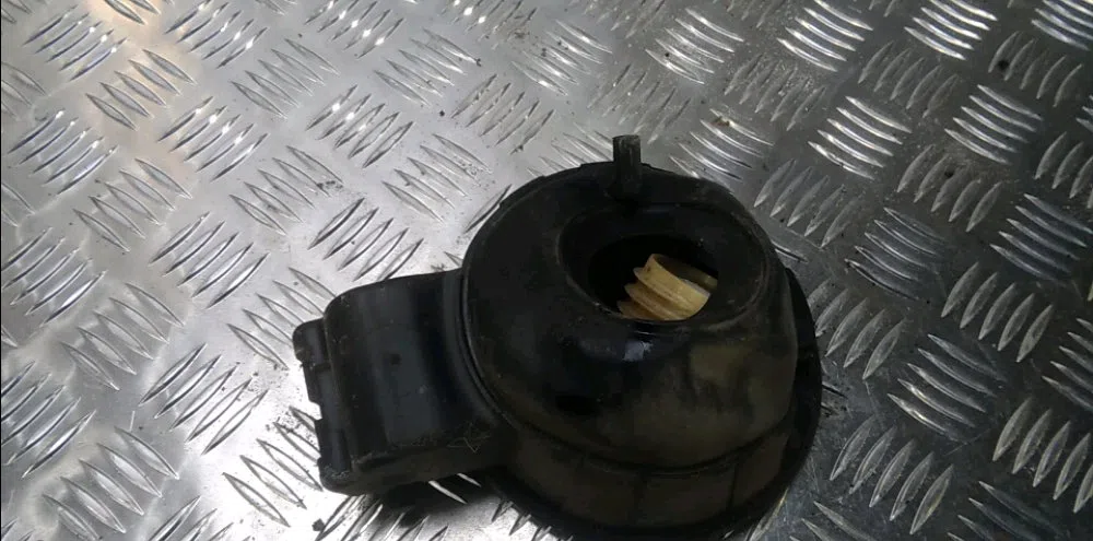 Volet de trappe carburant Honda JAZZ II (GD_, GE3, GE2) 1.3 idsi (gd1) (2002-2008) occasion