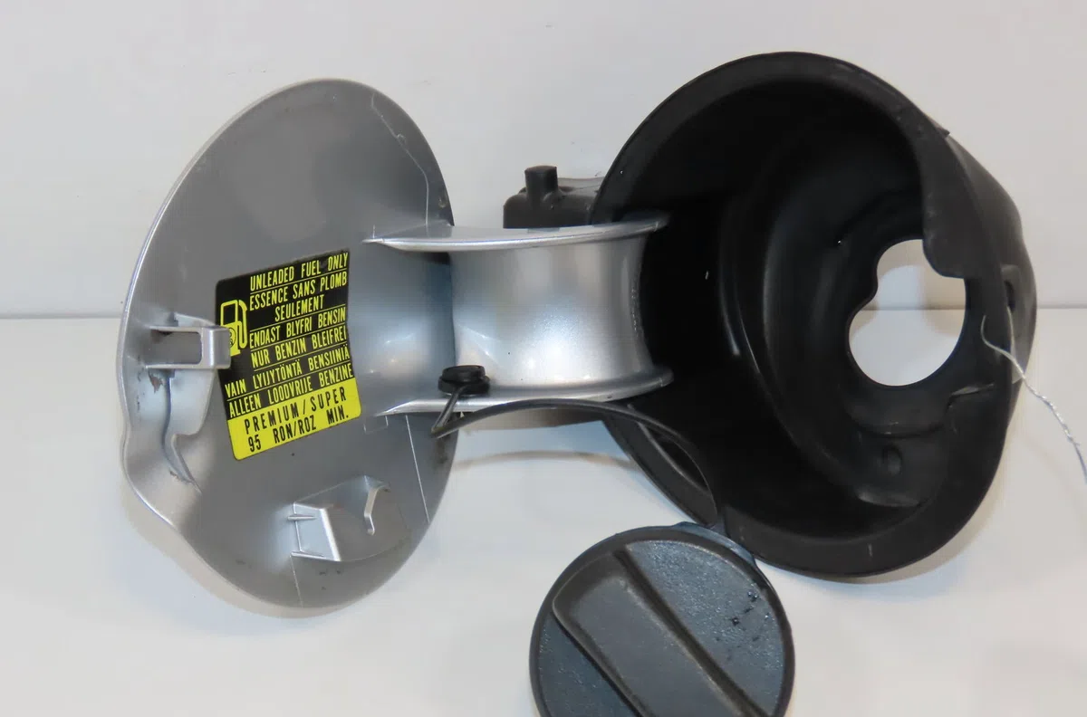 Volet de trappe carburant Honda JAZZ II (GD_, GE3, GE2) 1.4 idsi (ge3, gd1) (2006-2008) occasion