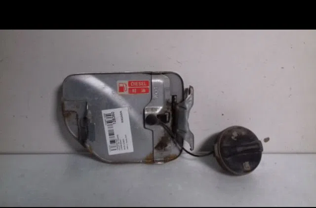 Volet de trappe carburant Isuzu D-MAX I (TFR, TFS) 2.5 ditd 4x4 (tfs86_) (2007-2012) occasion
