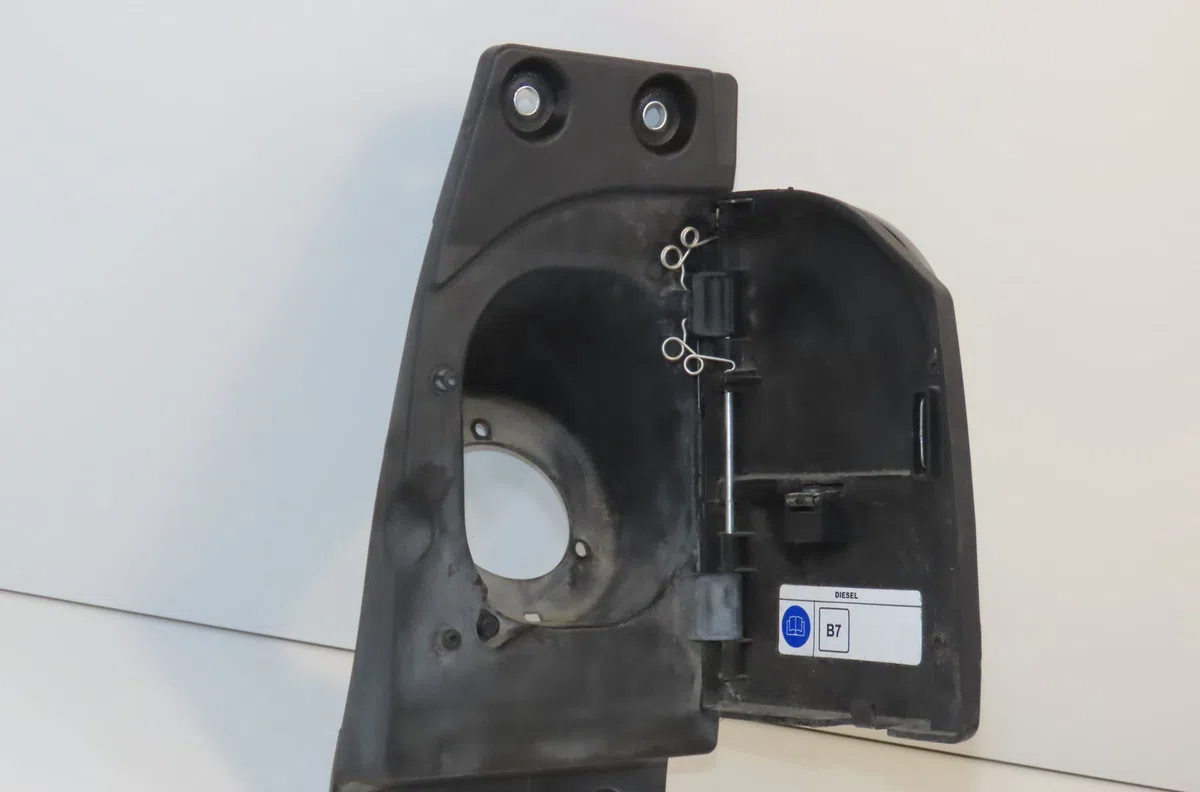 Volet de trappe carburant Iveco DAILY VI Camion plate-forme-Châssis 35s18, 35c18, 40c18, 50c18, 60c18, 65c18, 70c18 (201