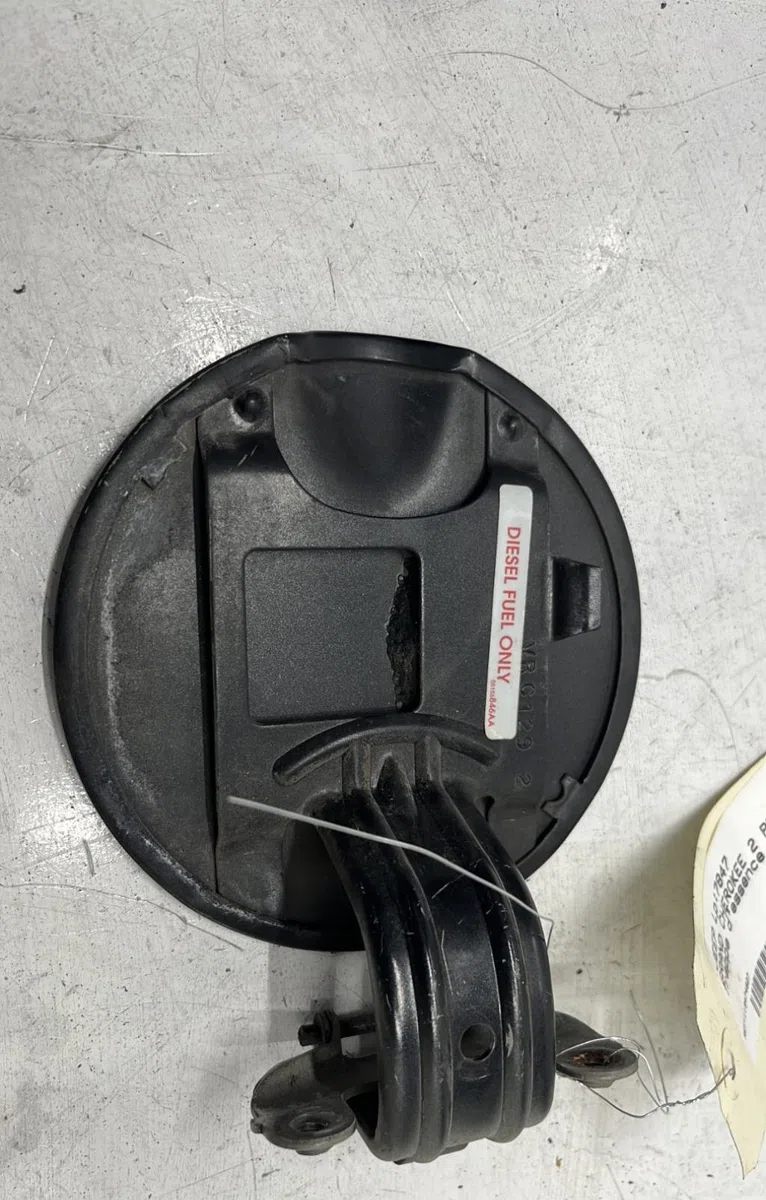 Volet de trappe carburant Jeep GRAND CHEROKEE III (WH, WK) 3.0 crd 4x4 (2005-2010) occasion