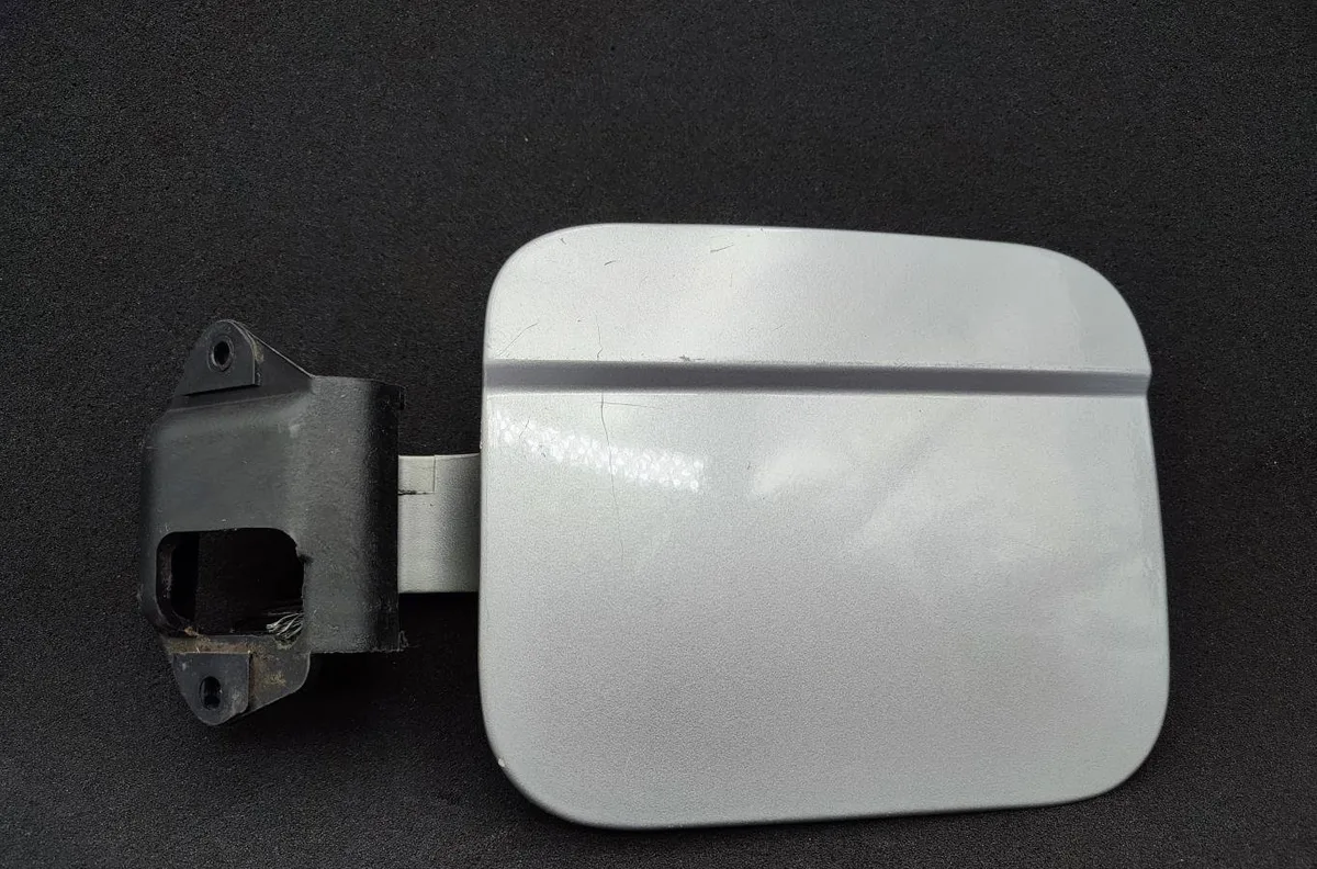 Volet de trappe carburant KIA CARNIVAL 1 occasion