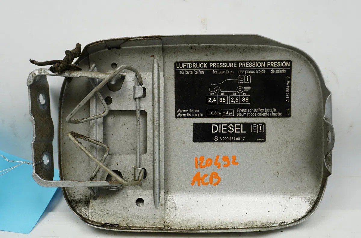 Volet de trappe carburant Mercedes-benz CLASSE B Sports Tourer (W245) B 180 cdi (245.207) (2005-2011) 5 portes occasion