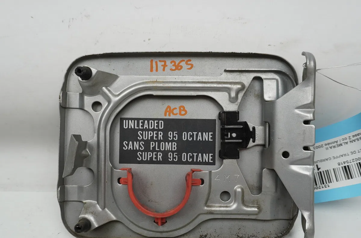 Volet de trappe carburant Nissan ALMERA II Hatchback (N16) 1.8 (2000-2002) occasion