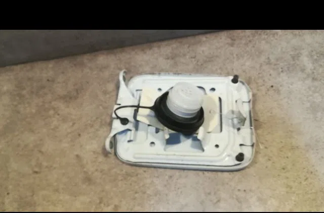 Volet de trappe carburant Nissan JUKE (F15) 1.2 dig-t (2014) occasion
