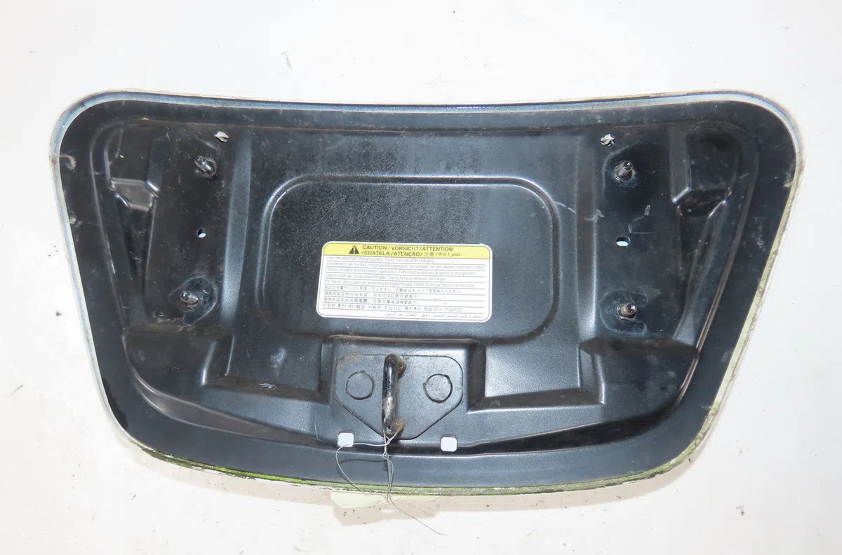 Volet de trappe carburant Nissan LEAF (ZE0) Electric (2010) occasion