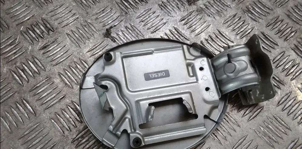 Volet de trappe carburant Nissan NOTE (E11, NE11) 1.5 dci (2010-2012) occasion