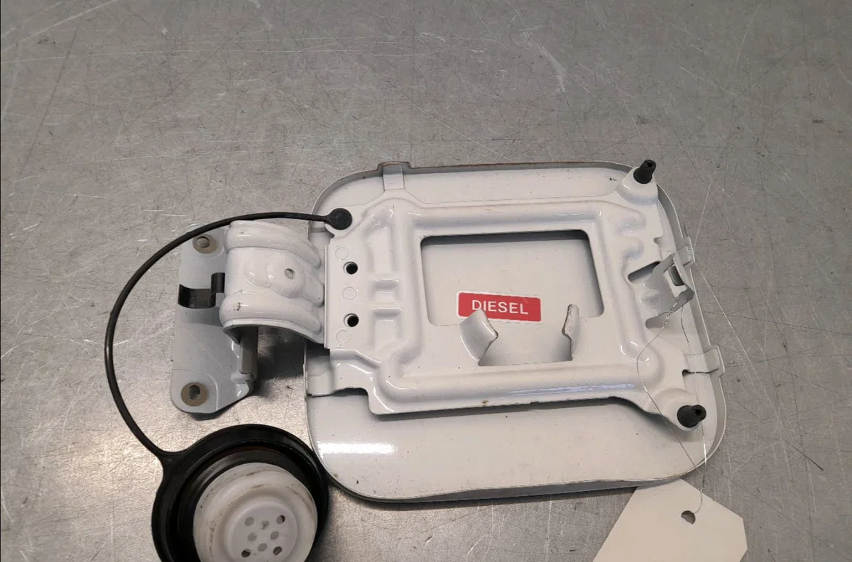 Volet de trappe carburant Nissan QASHQAI - QASHQAI 2 I (J10, NJ10, JJ10E) 1.6 dci (2011-2013) 5 portes occasion
