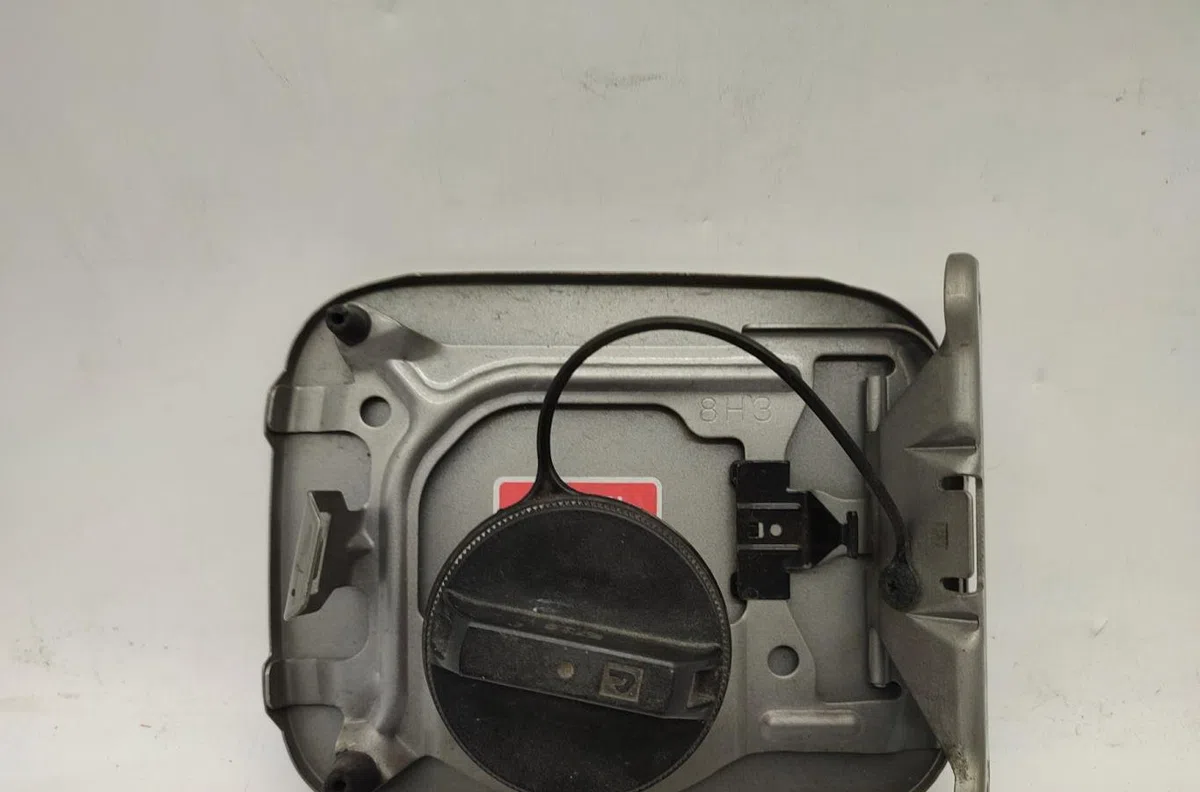 Volet de trappe carburant NISSAN T30 occasion