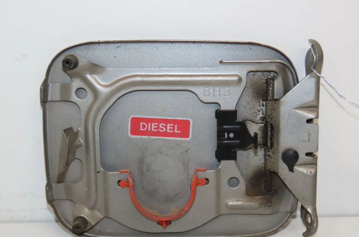 Volet de trappe carburant Nissan X-TRAIL I (T30) 2.2 dci 4x4 (2001-2008) 5 portes occasion