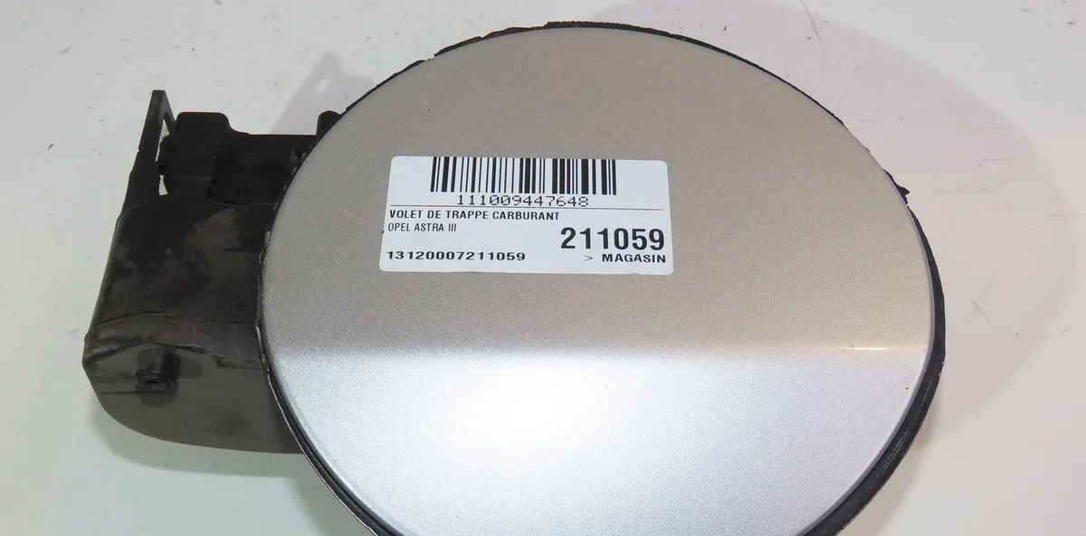 Volet de trappe carburant Opel ASTRA H CLASSIC 3-5 portes (A04) 1.7 cdti (l48) (2009) occasion