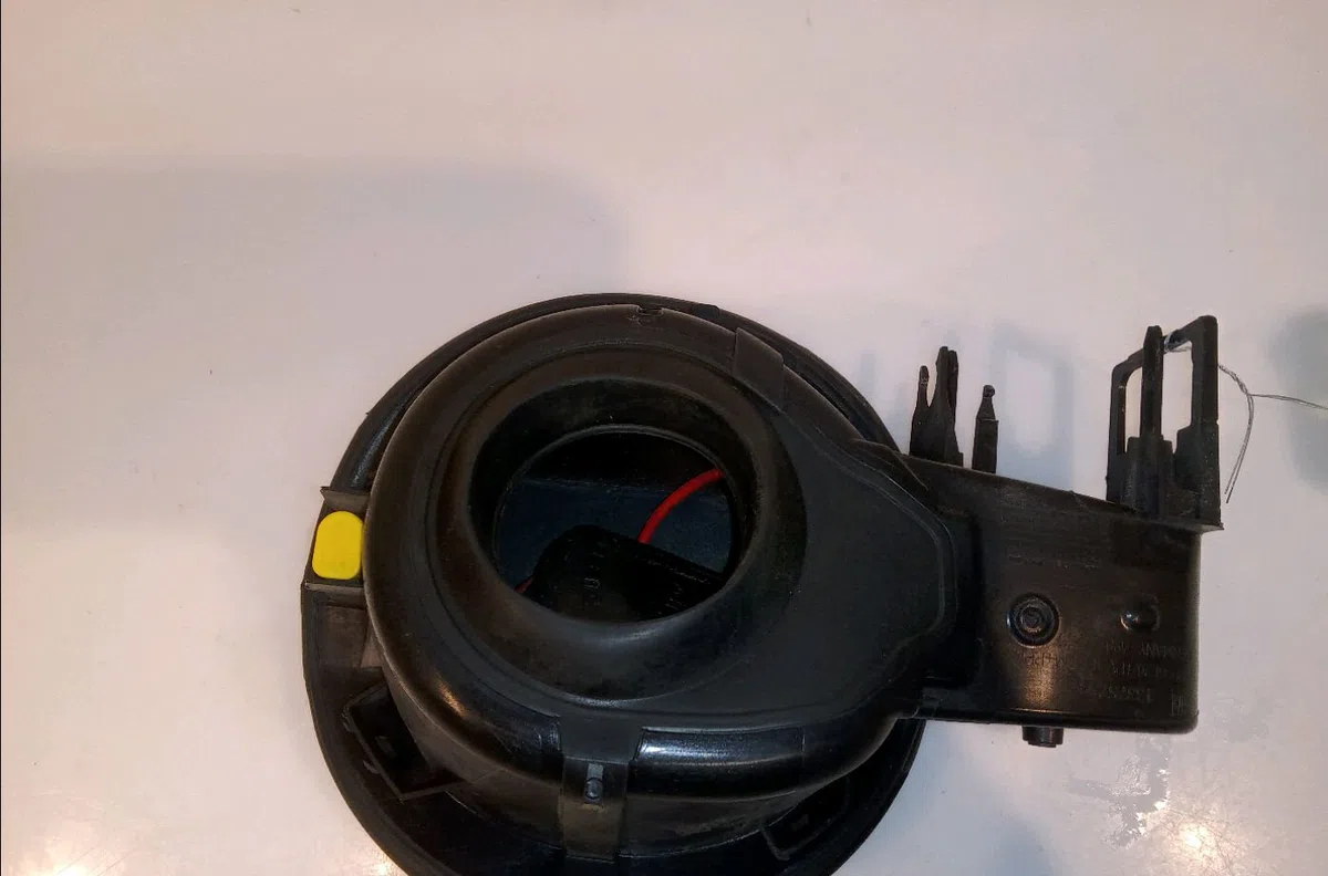 Volet de trappe carburant Opel ASTRA J (P10) 1.7 cdti (68) (2009-2015) occasion