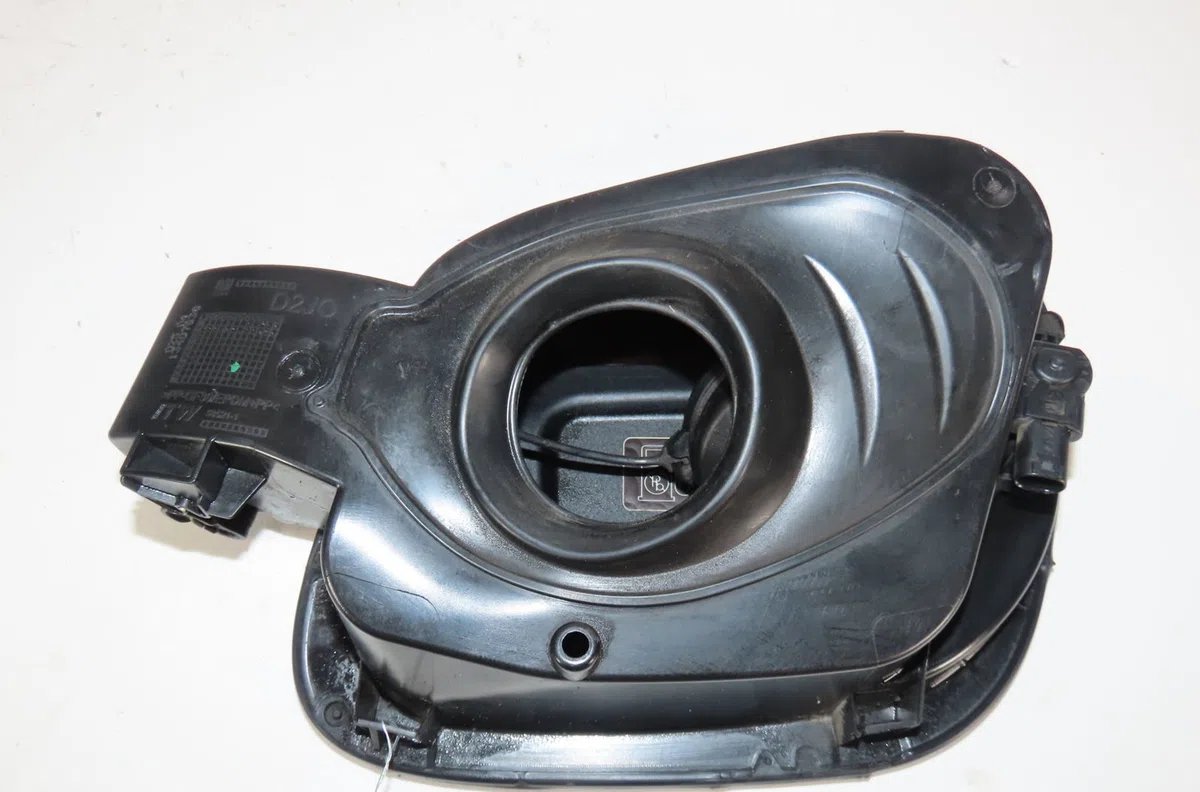 Volet de trappe carburant Opel ASTRA K (B16) 1.4 turbo (68) (2015) occasion