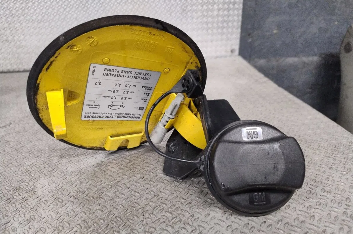 Volet de trappe carburant Opel CORSA D (S07) 1.2 (l08, l68) (2006-2014) 5 portes occasion
