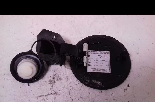 Volet de trappe carburant Opel CORSA D (S07) 1.4 (l08, l68) (2006-2014) occasion