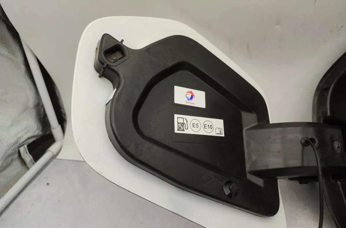 Volet de trappe carburant PEUGEOT 208 2 occasion