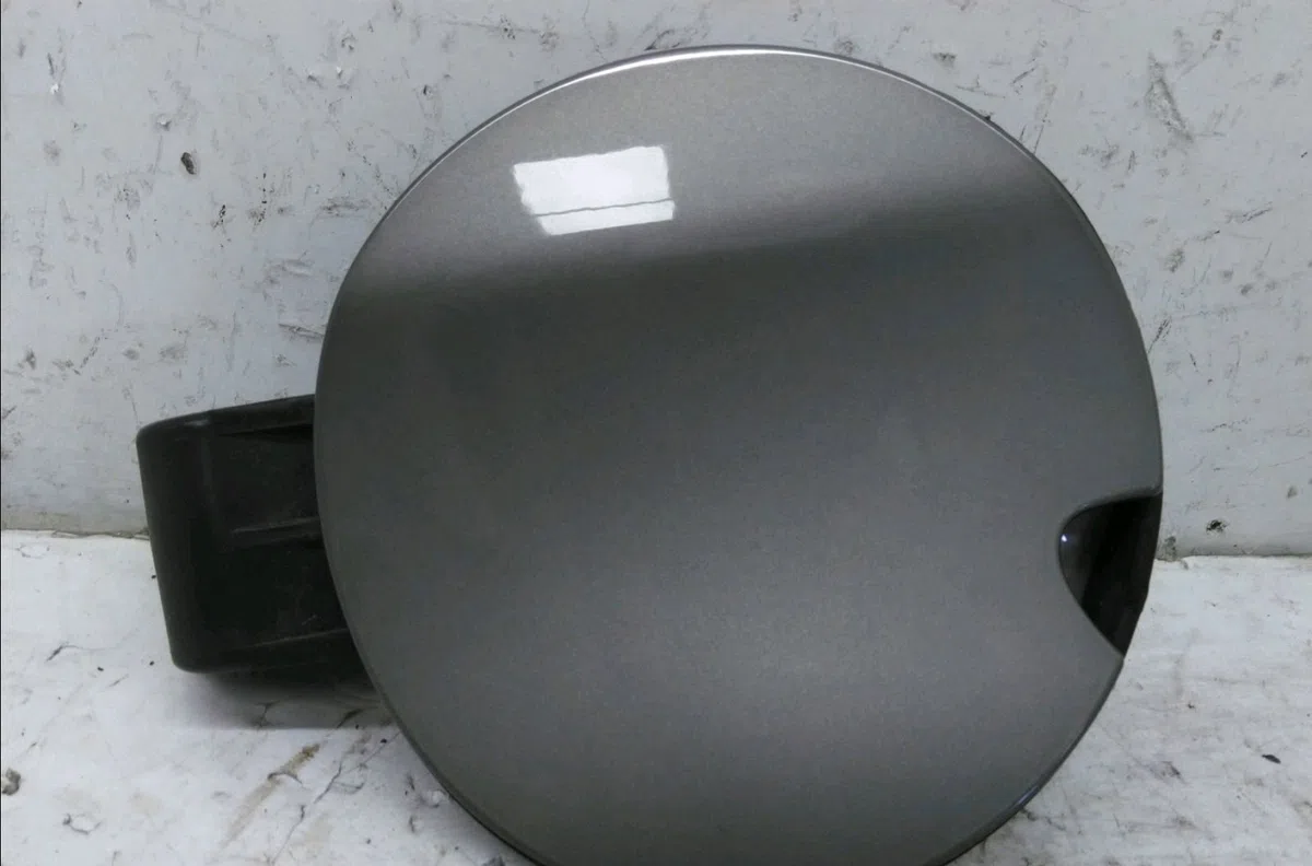 Volet de trappe carburant Peugeot 208 I (CA_, CC_) 1.4 vti (2012) occasion