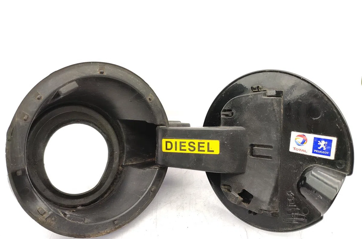 Volet de trappe carburant PEUGEOT 3008 1 PHASE 1 occasion