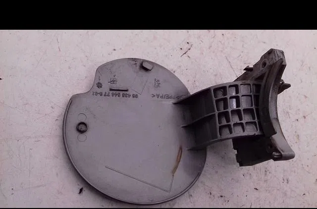 Volet de trappe carburant Peugeot 307 (3A-C) 2.0 hdi 90 (2000-2007) 5 portes occasion