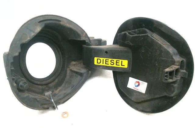 Volet de trappe carburant Peugeot 308 II (LB_, LP_, LW_, LH_, L3_) 1.6 bluehdi 120 (2013-2021) occasion