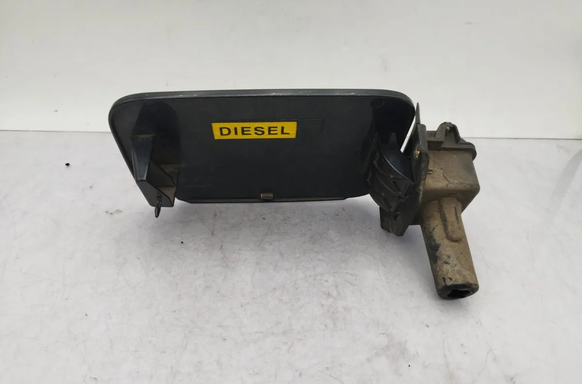 Volet de trappe carburant PEUGEOT 807 occasion