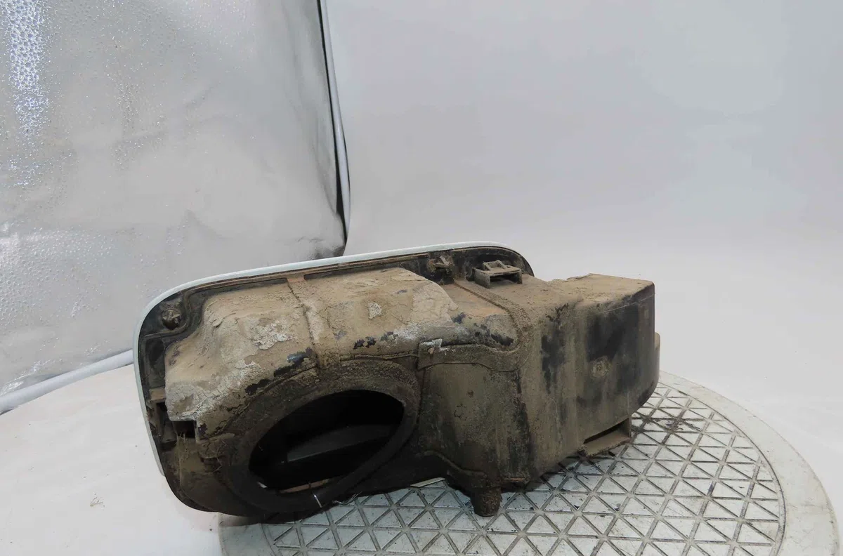 Volet de trappe carburant PEUGEOT PARTNER II occasion