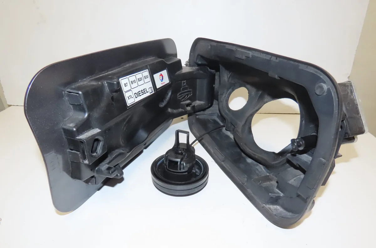 Volet de trappe carburant Peugeot RIFTER 1.5 bluehdi 130 (2018) occasion