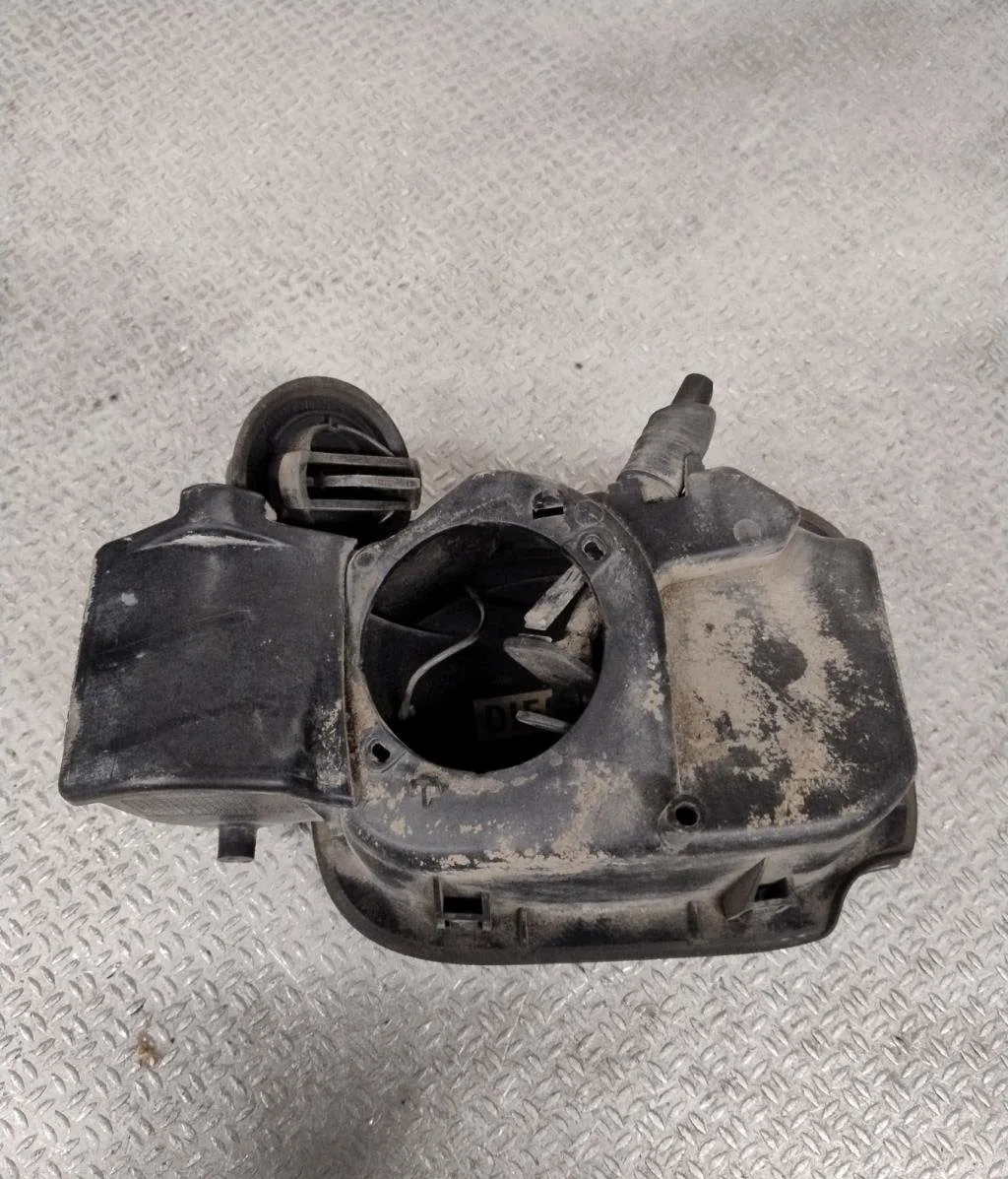 Volet de trappe carburant RENAULT CLIO 3  CLIO 3 PHASE 1 occasion