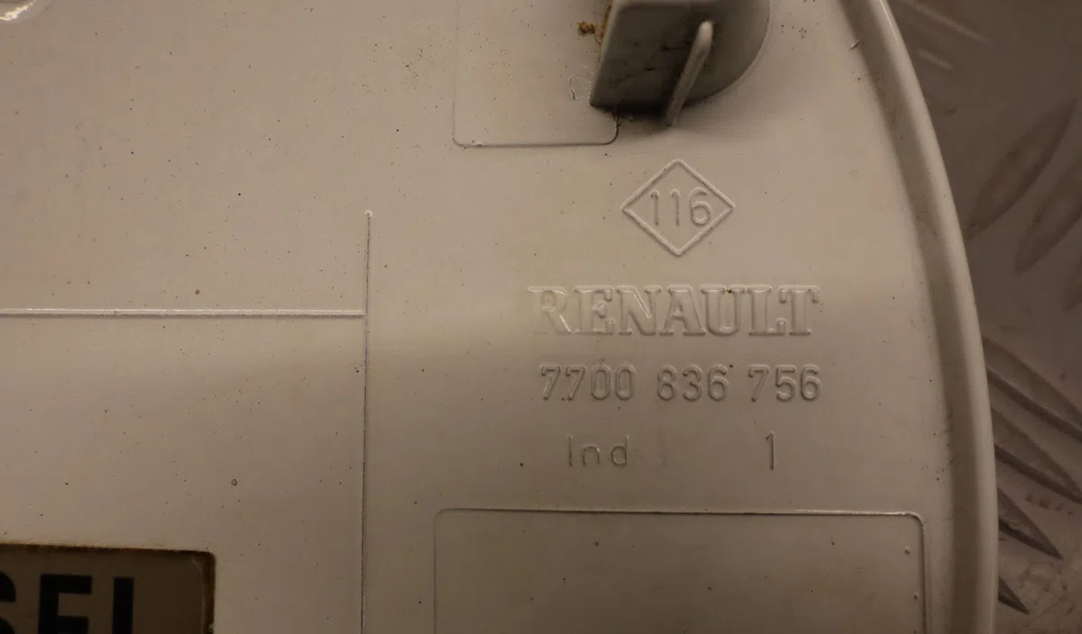 Volet de trappe carburant Renault CLIO II (BB_, CB_) 1.5 dci (2003-2005) occasion