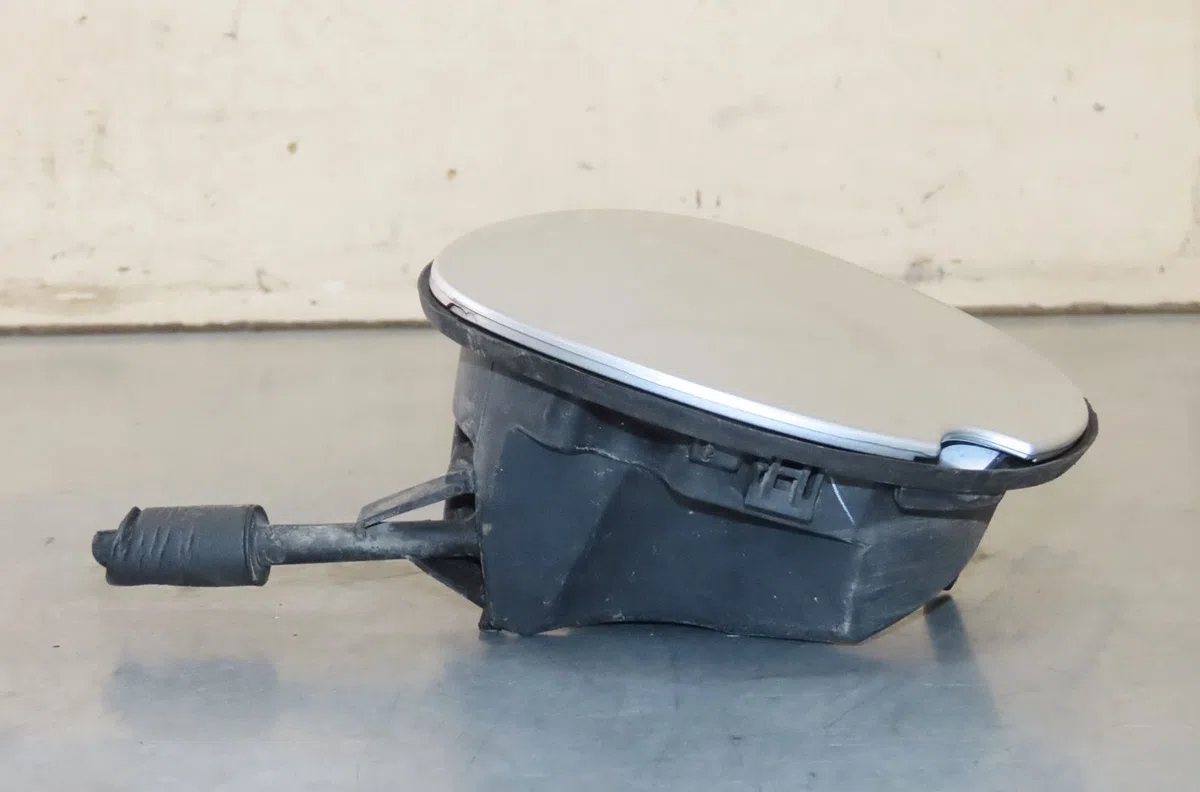 Volet de trappe carburant Renault CLIO IV (BH_) 1.5 dci 90 (2012) 5 portes occasion