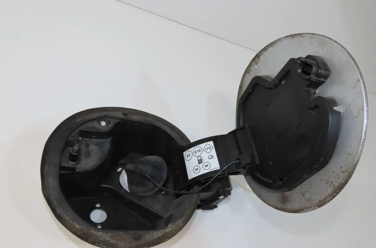 Volet de trappe carburant Renault CLIO V (B7_) 1.0 lpg (b7mt) (2019) occasion